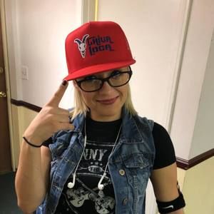 Meet your Posher, Stephanie